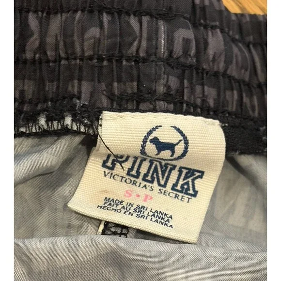 PINK Print Shorts - Small - Picture 4 of 5